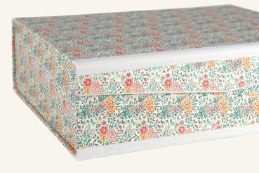 wedding box roses gift bride
